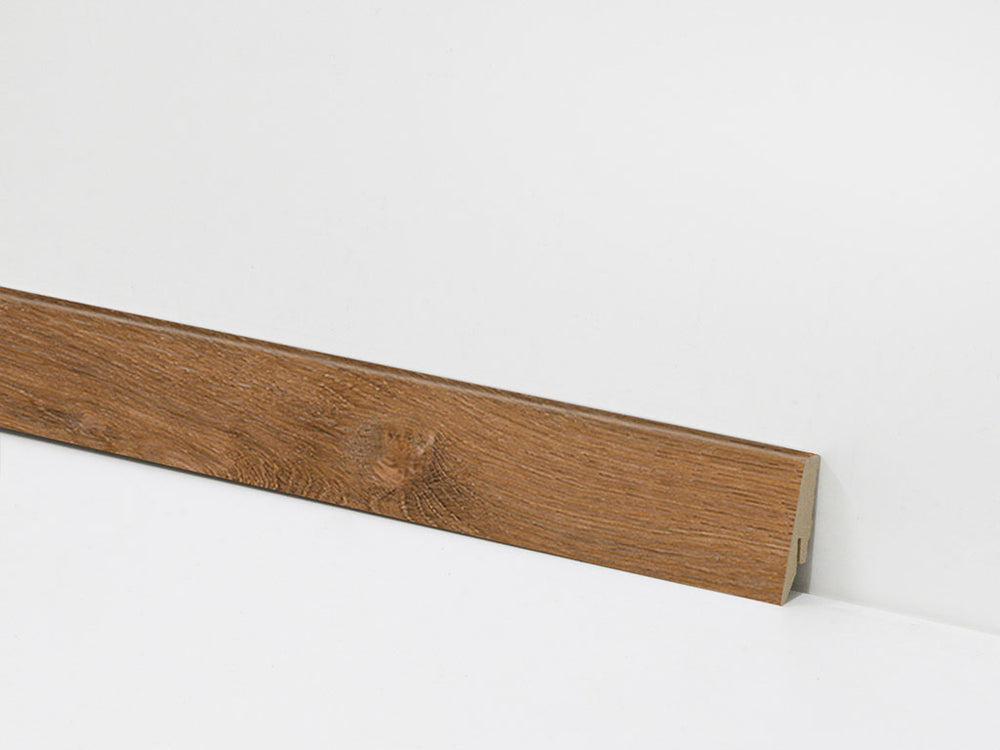Sockelleiste 58 mm Holzoptik Eiche rotbraun – Dekor-Nr. 3518