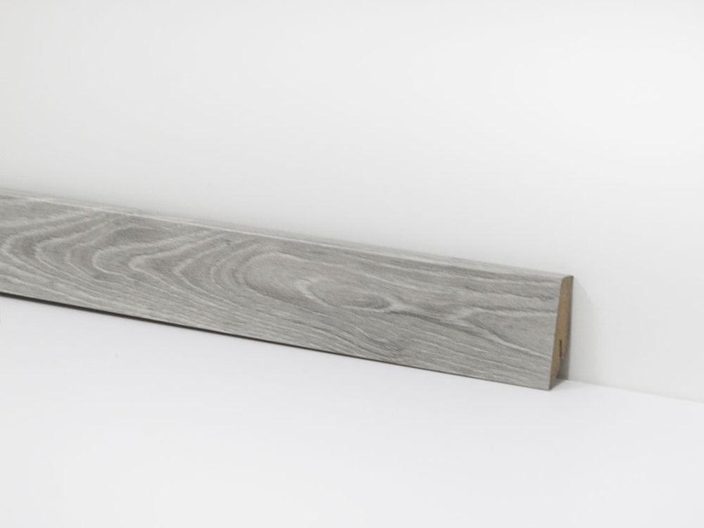 Sockelleiste 58 mm Holzoptik grau gemasert – Dekor-Nr. 8127