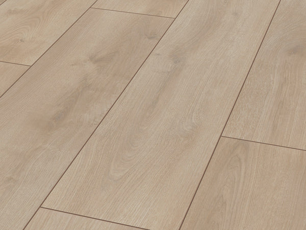 Laminat Eiche ruhig – Breitdiele 8 mm