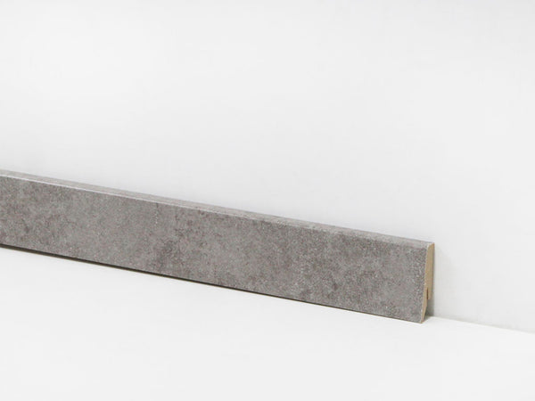 Sockelleiste 58 mm Betonoptik grau – Dekor-Nr. 2112