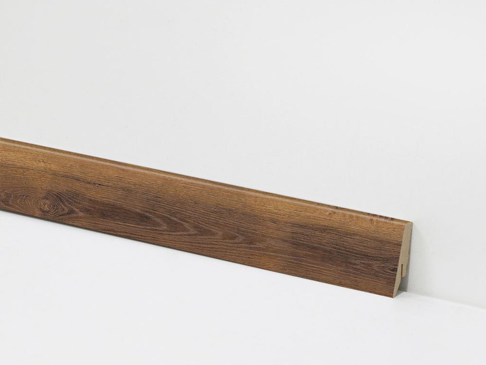 Sockelleiste 58 mm Holzoptik Eiche kupferbraun – Dekor-Nr. 8220