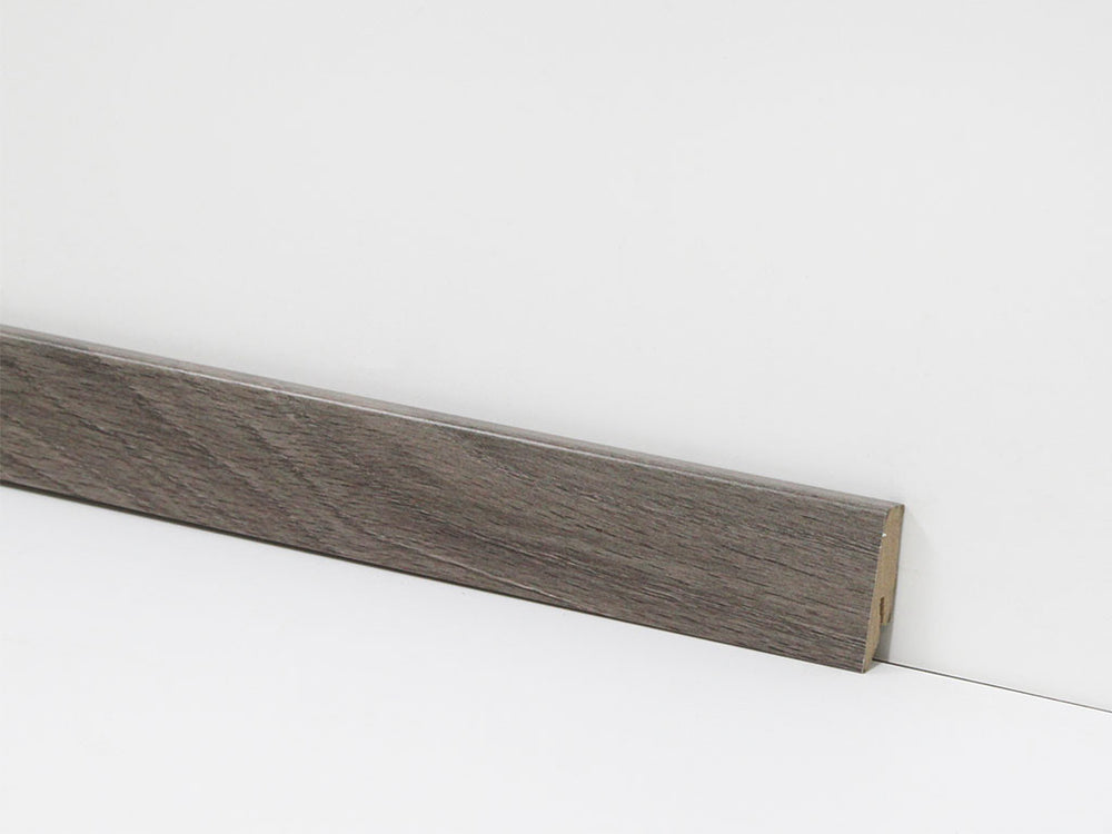 Sockelleiste 58 mm Holzoptik graubraun – Dekor-Nr. 2407