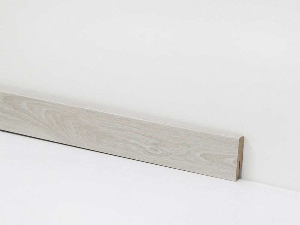 Sockelleiste 58 mm Holzoptik hellgrau – Dekor-Nr. 2036