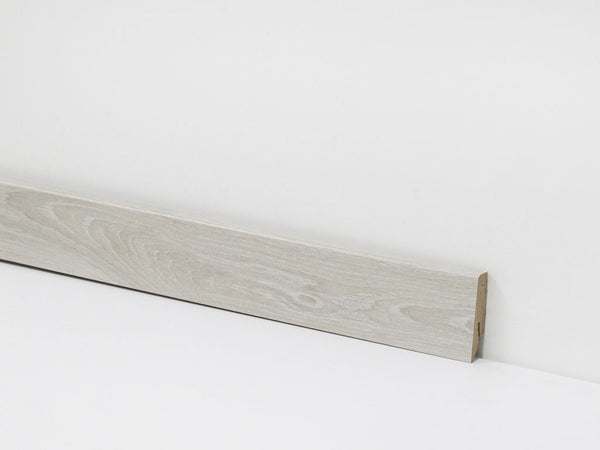 Sockelleiste 58 mm Holzoptik hellgrau – Dekor-Nr. 2036